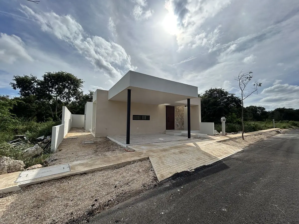 Casa Sakche en Venta en Baca Modelo C