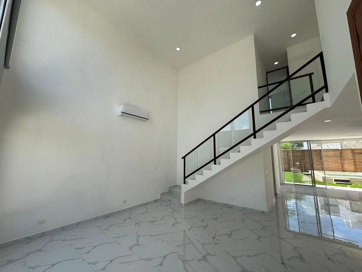Casa en Renta en Conkal de 3 Habitaciones con Equipamiento — foto 4