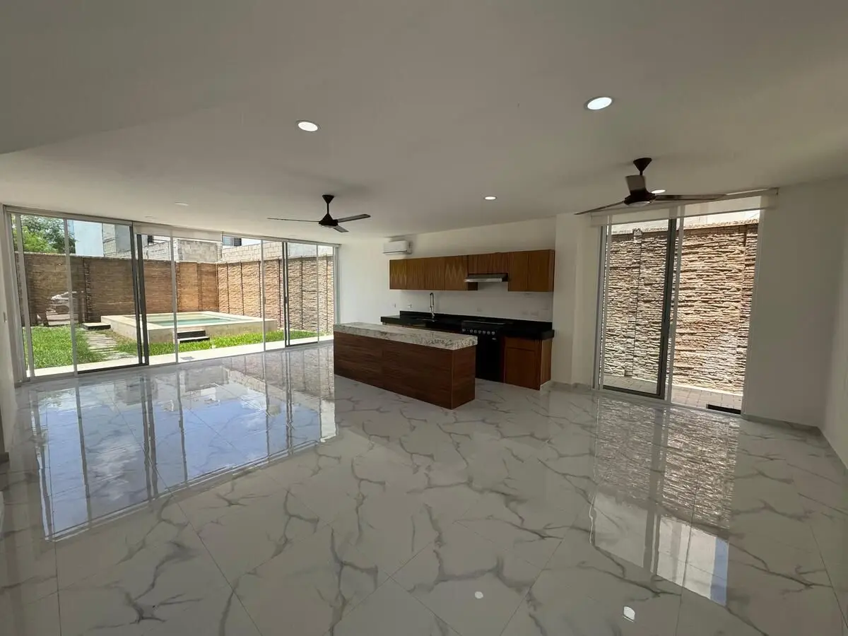 Casa en Renta en Conkal de 3 Habitaciones con Equipamiento — foto 6