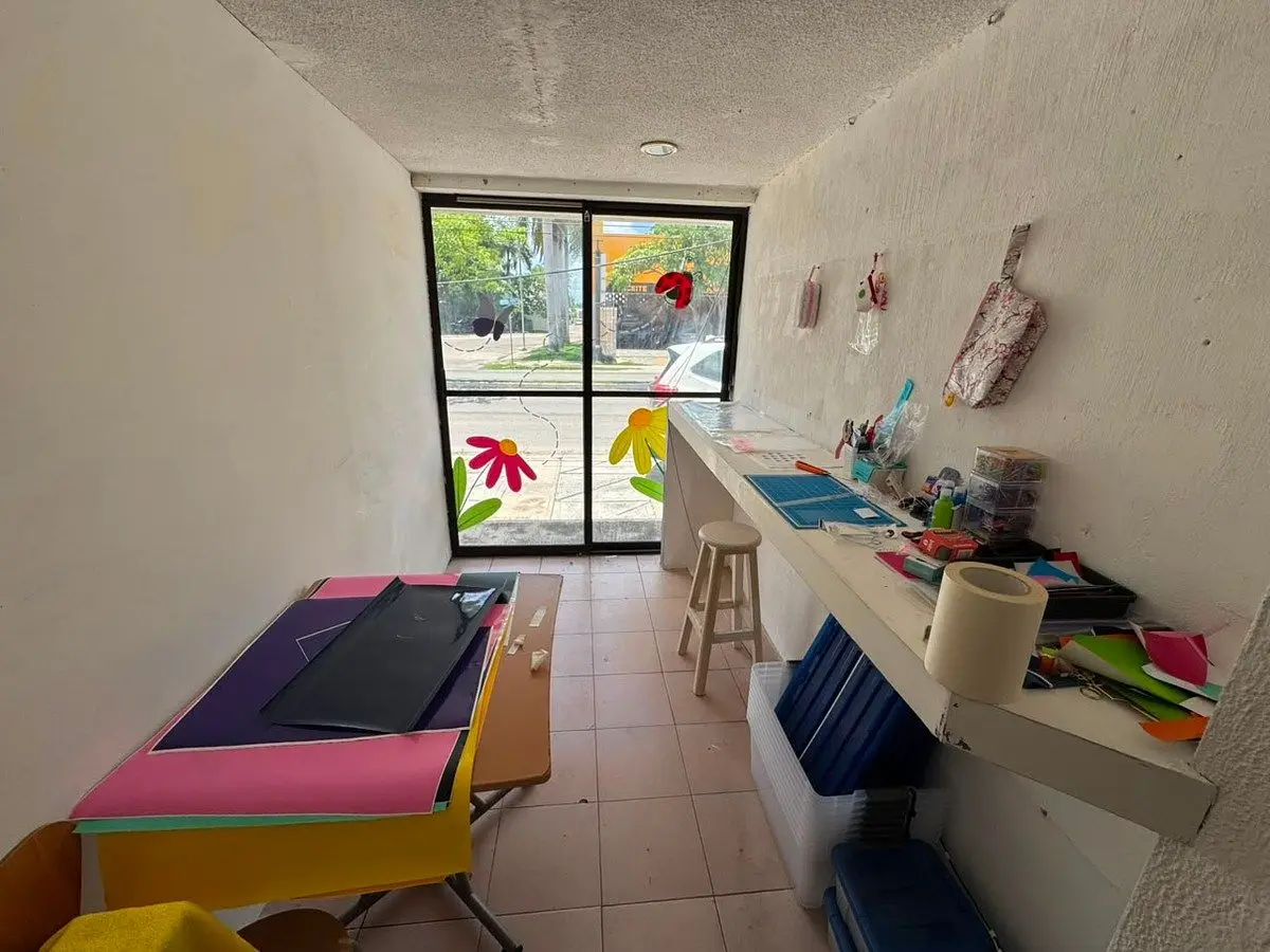 Oportunidad Única de Inversión sobre Av. Cámara de Comercio Casa y Locales — foto 5