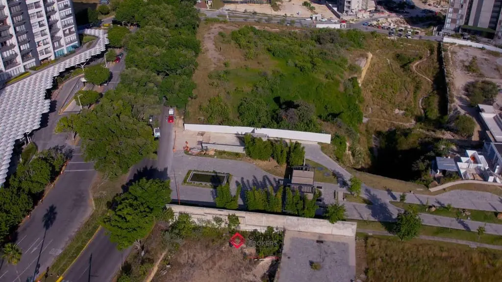 Terreno de Lujo en Venta coto Piemonte Valle Real Zona Real Zapopan — foto 12