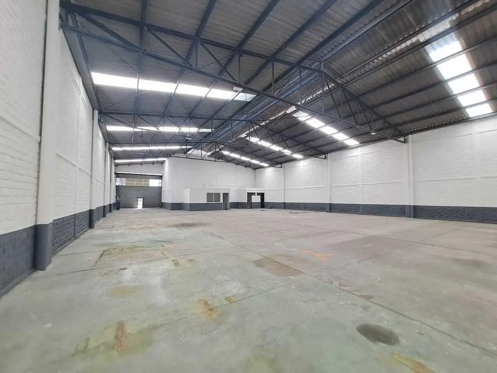Bodega en Renta Periferico Zona Belenes — foto 3