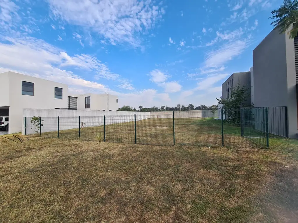 Hermoso Terreno en Venta en Condominio San Acasio — foto 2
