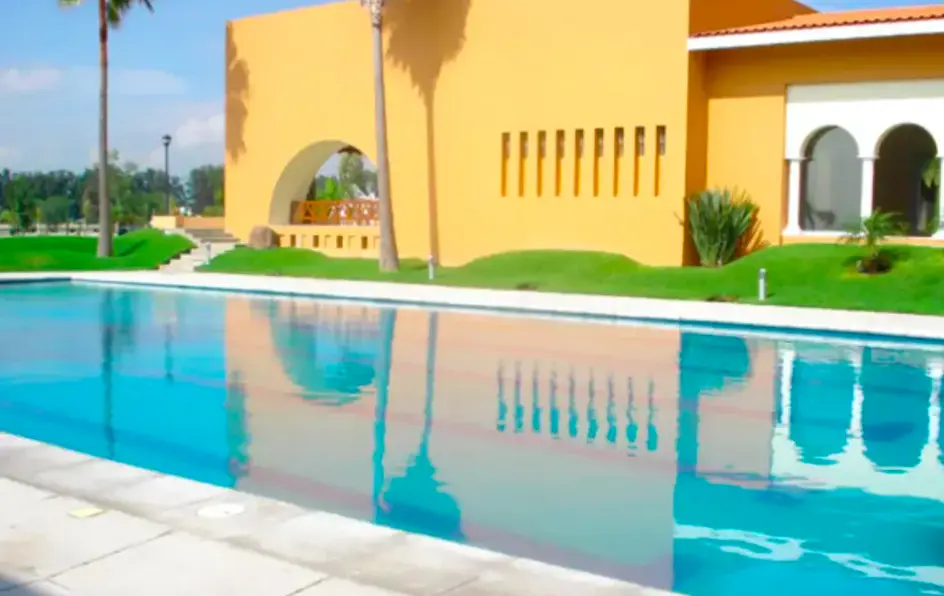 Gran Oportunidad de Invertir en Inmejorable Terreno en Provenza Residencial — foto 3