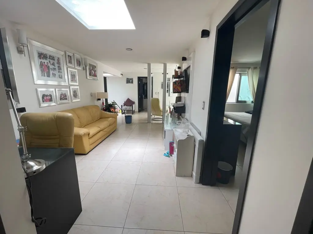 Exclusiva Casa en Venta en Jardines Universidad — foto 6