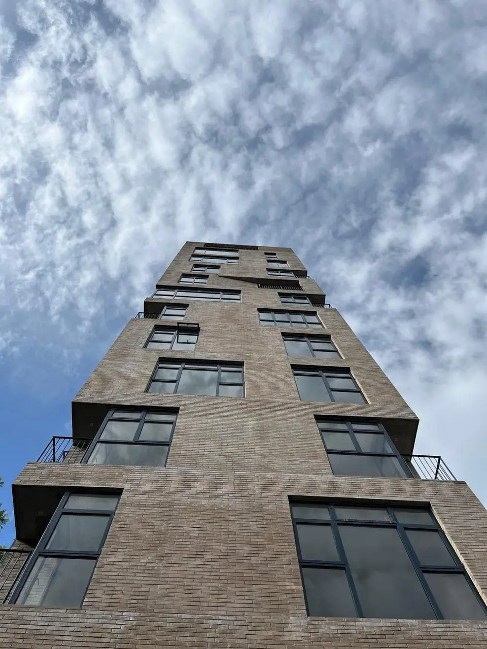 Excelente Departamento en La Americana Torre Colonias 1882 — foto 2