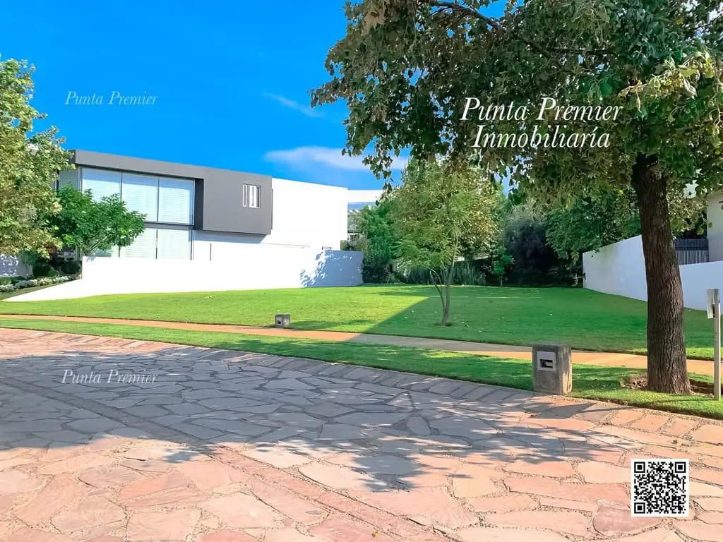 Terreno En Venta En Bosque De Los Lagos, Zapopan, Jalisco