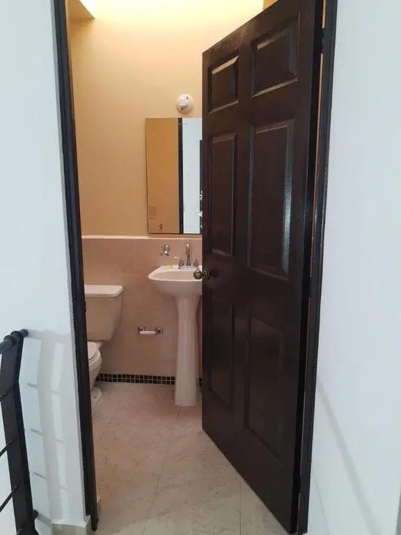 Venta o Renta de Casa en Bosques de Cantabria Toluca — foto 11