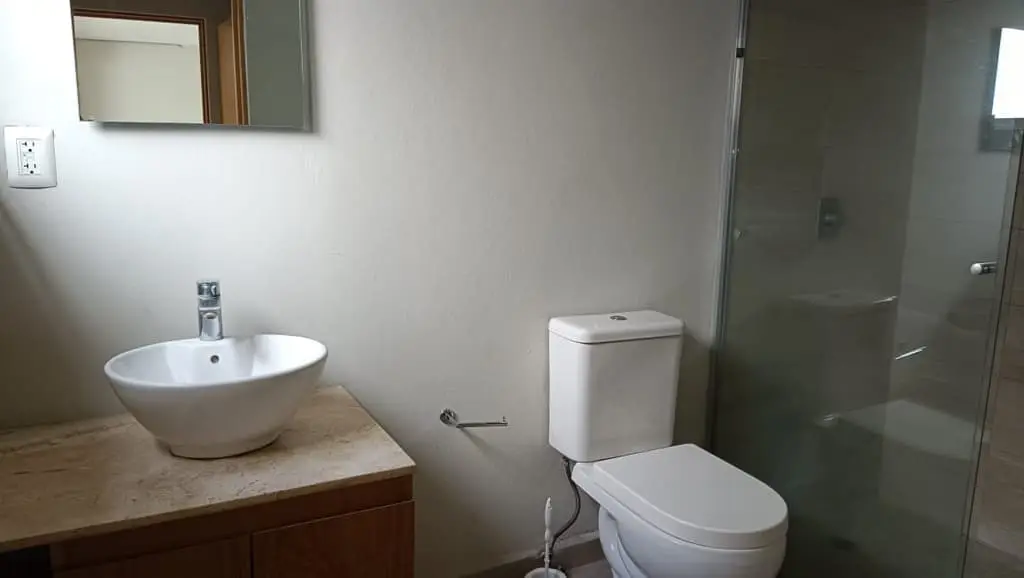 Departamento en renta Colonia Chapalita cerca de la gran plaza 1 recámara muy amplia 1 baño completo, elevador, incluye agua y mantenimiento — foto 8