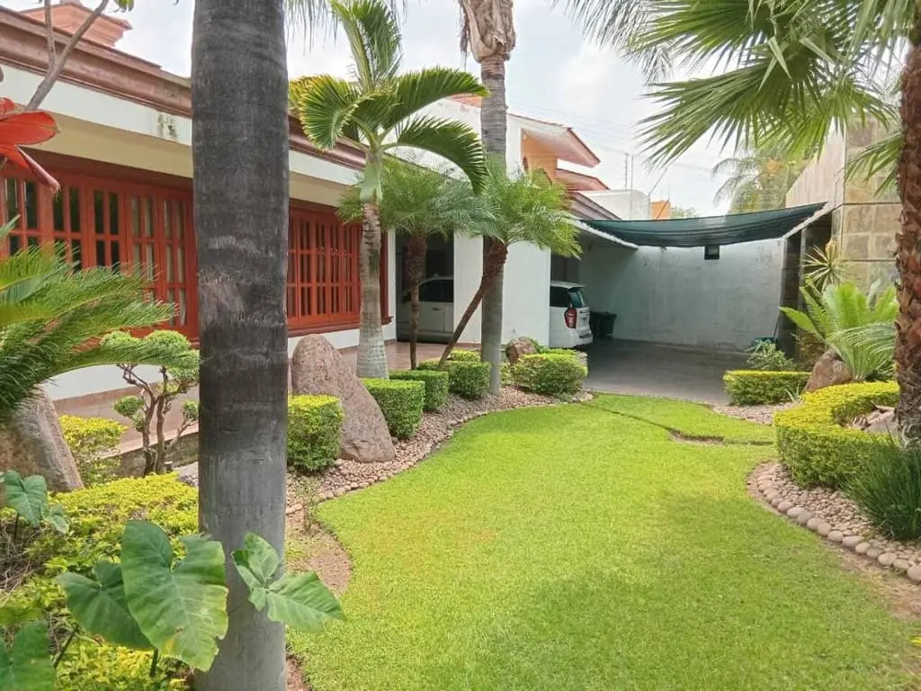 Casa en venta en Jardines del Sol — foto 2