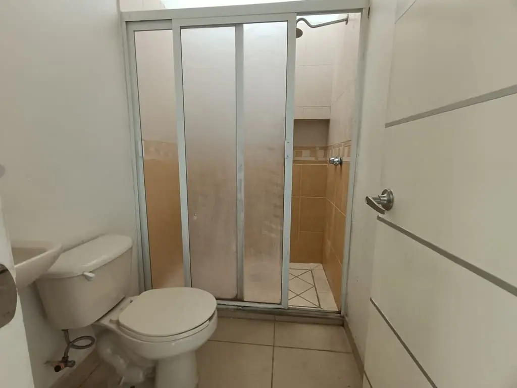 Casa En Venta En El Fraccionamiento Lago Real, Zapopan. — foto 10