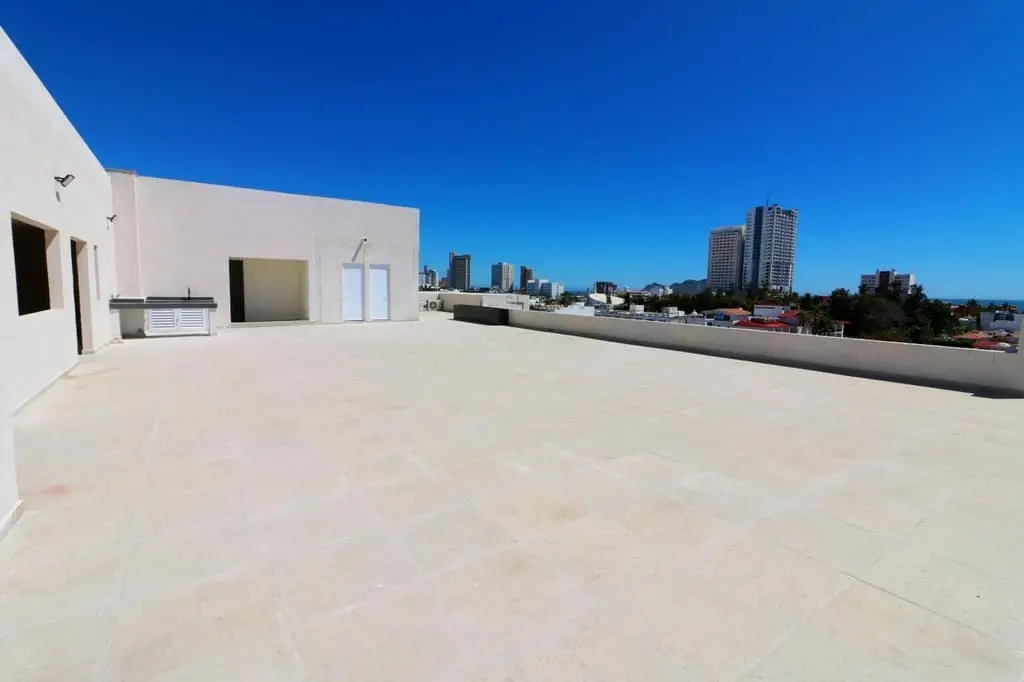 Departamento en venta en Fraccionamiento Sábalo Country Club 2 recámaras — foto 8