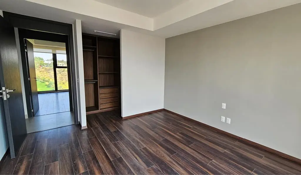Departamento en renta en The Oaks, Bosque Real con balcón — foto 4
