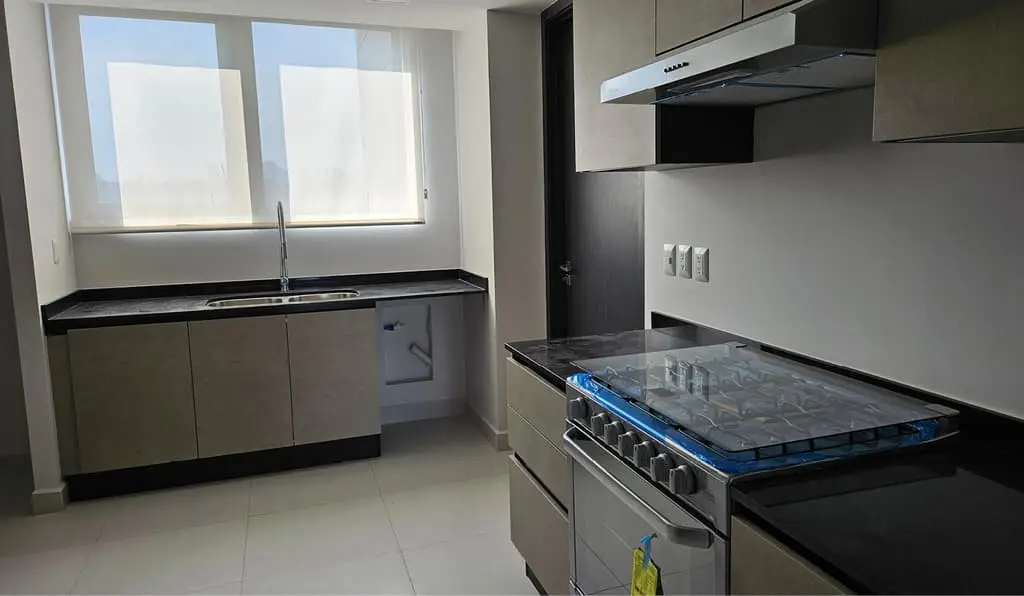 Departamento en renta en The Oaks, Bosque Real con balcón — foto 7