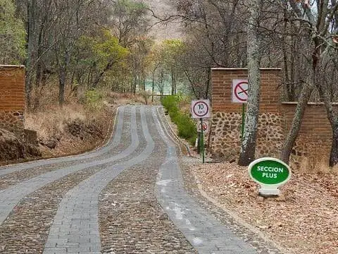 Terreno en venta en reserva de los encinos — foto 4