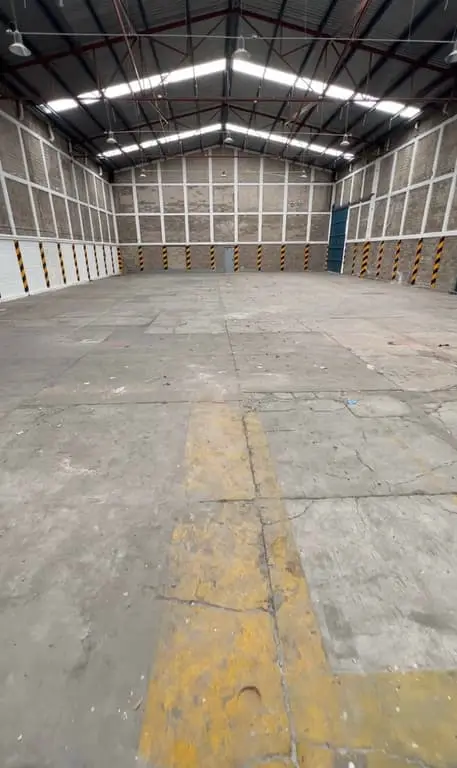 Bodega en Renta camino a Bosques de San Isidro, El Centinela Zapopan — foto 4