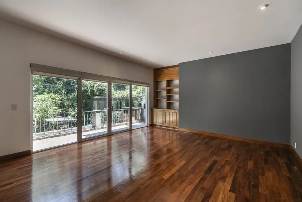 Casa de Lujo en Santa Fe con Vista al Bosque, Jardín de 200 m² y Acabados Premium — foto 3