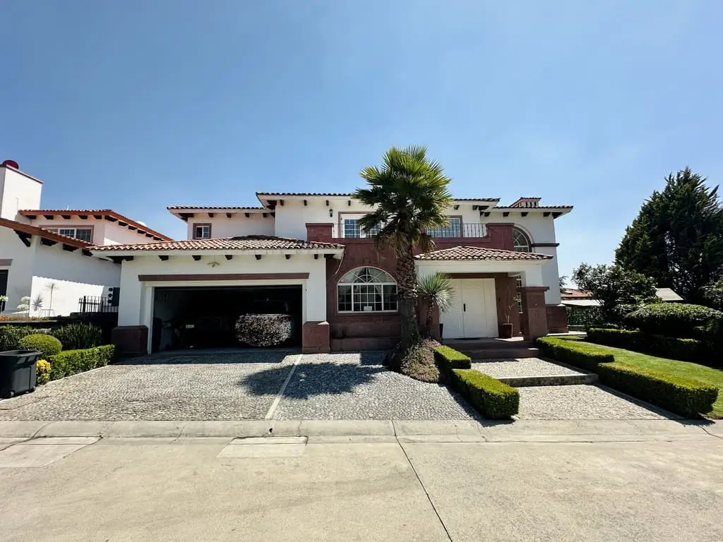 Casa Villarica ampliada con Terreno Adicional en venta en los Robles 3 recamaras. — foto 2