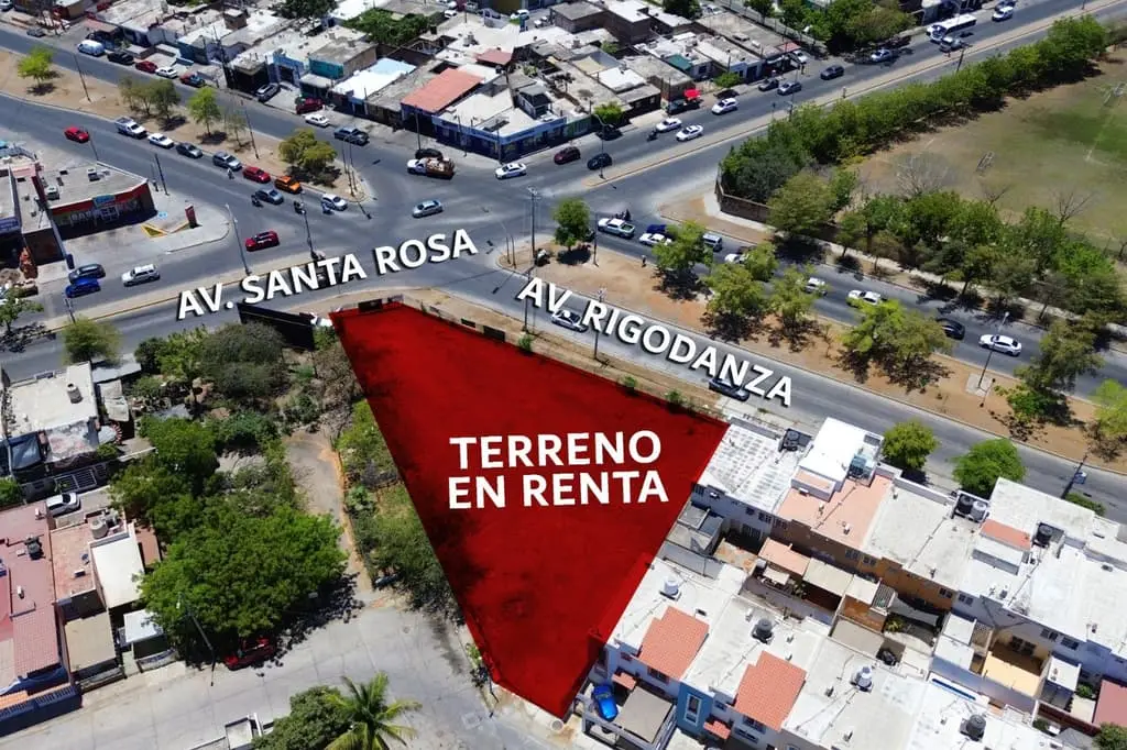 Terreno Comercial en renta en Av. Rigodanza esq con Av Santa Rosa
