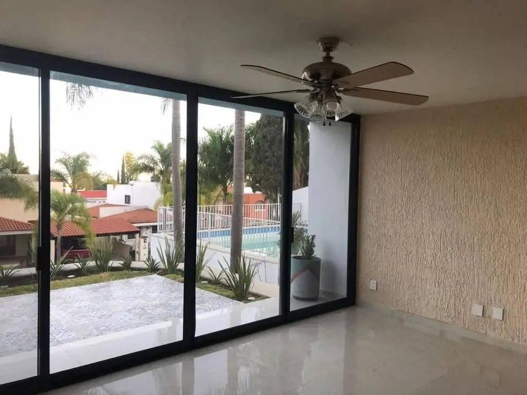 Casa Remodelada en Venta en El Palomar con Alberca — foto 11