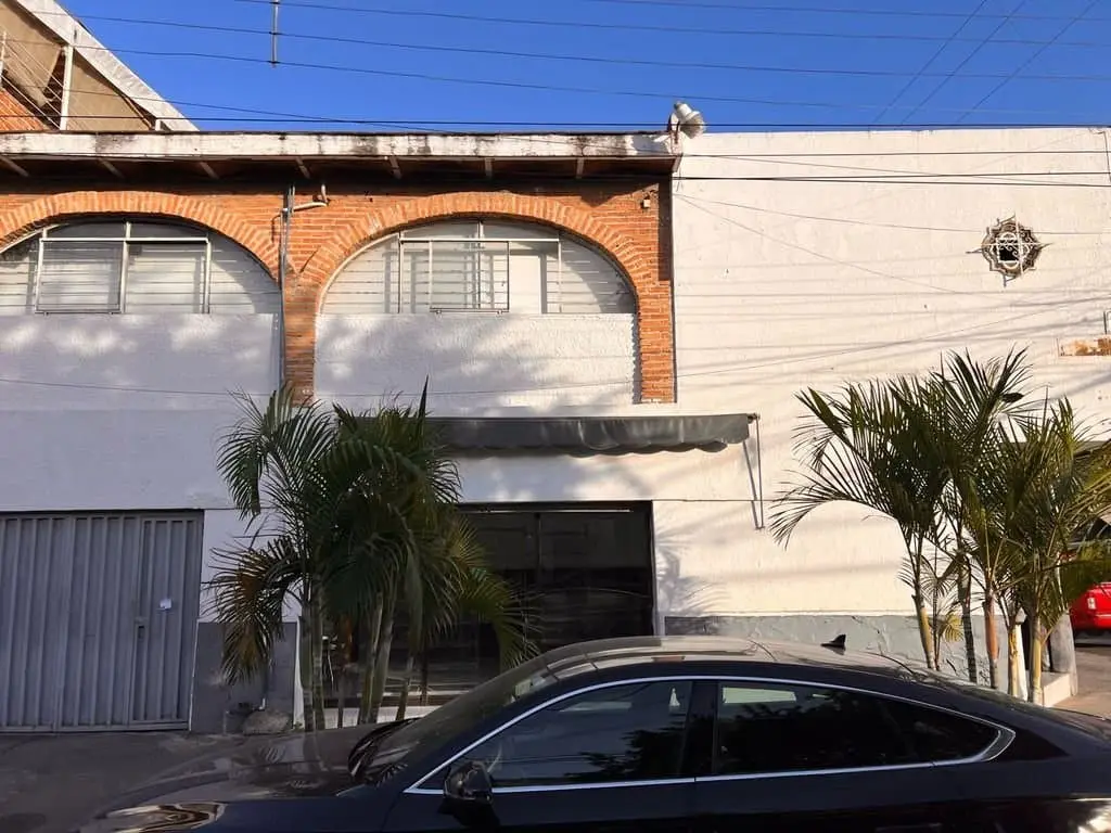 Local y 2 departamento en venta en el Fresno — foto 3