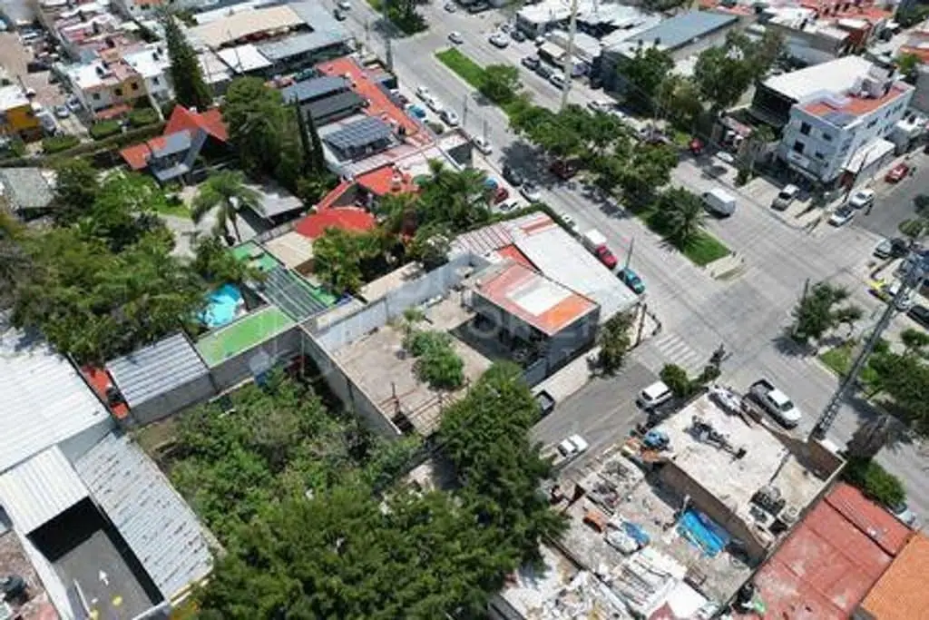 Terreno con construcción comercial o habitacional en Venta en Colli Urbano Zapopan — foto 8