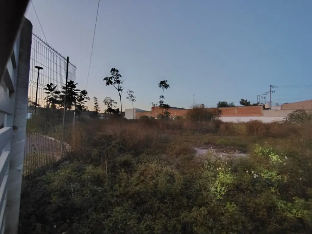 Terreno al lado de unidad deportiva Cerca IBM El Salto — foto 2