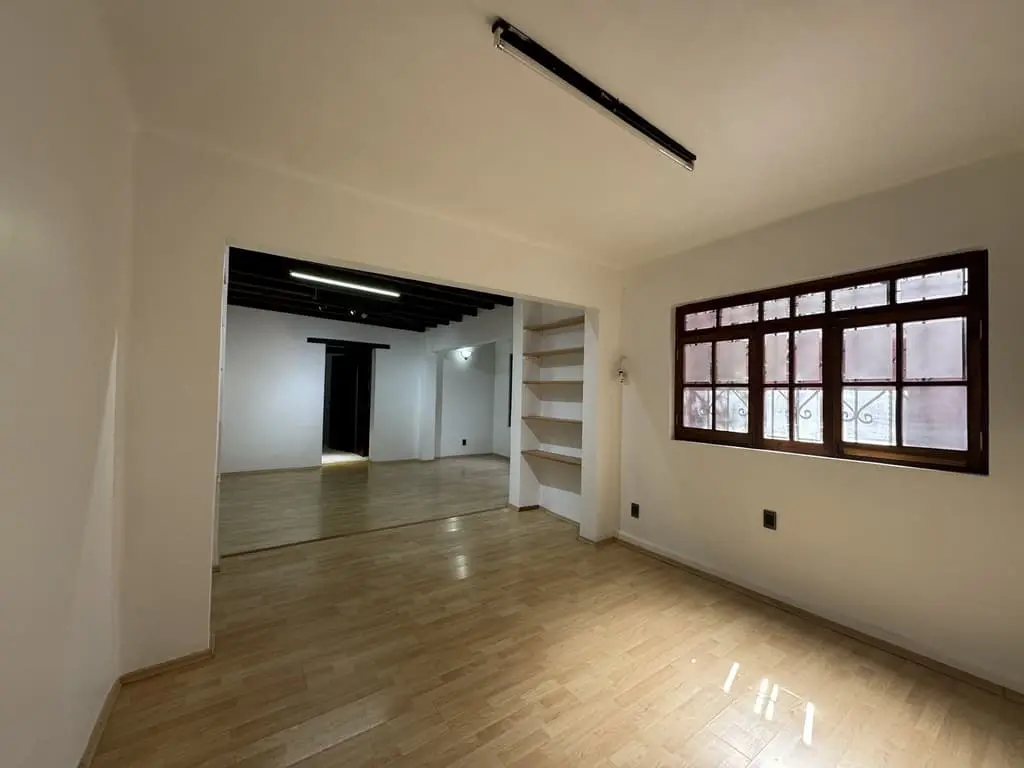 Renta Casa para Oficinas en la del Valle — foto 4