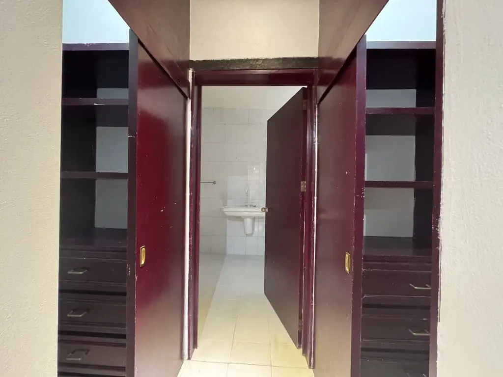 Renta Casa para Oficinas en la del Valle — foto 5