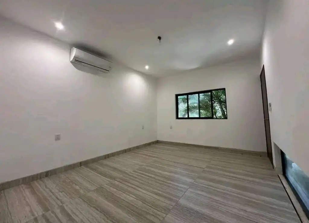Casa Residencial con Paneles Solares, en Privada, 3 Hab+ Estudio (Venta o Renta) — foto 5