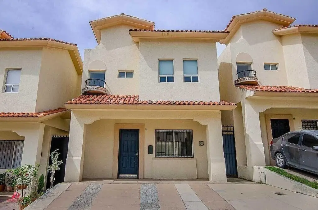 Casa en venta Alta California Tlajomulco | 3 Recámaras equipada | Coto Pasadena