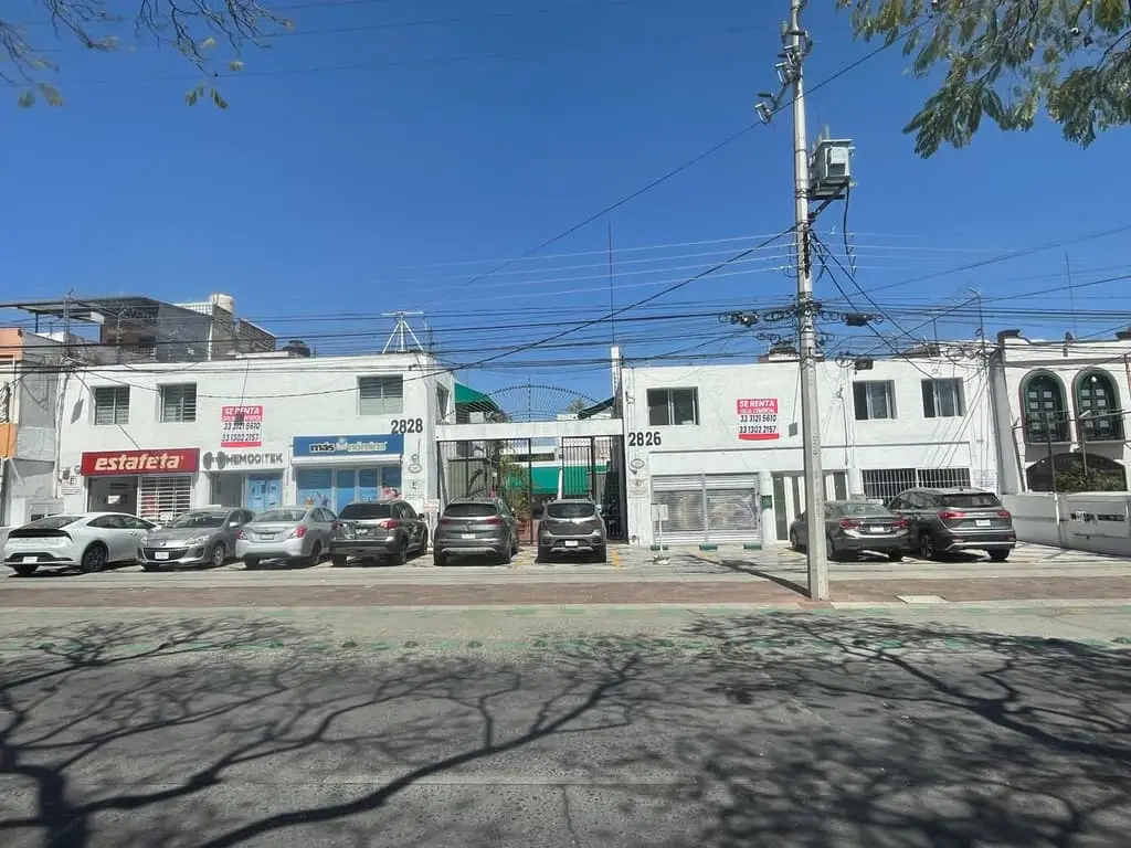 Renta Local Comercial en Av. Niños Heroes # 2826