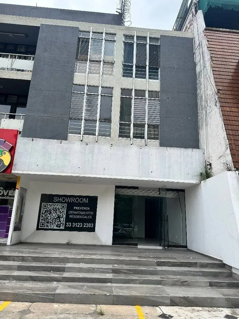 Local /Oficina en Renta Av. Américas — foto 2