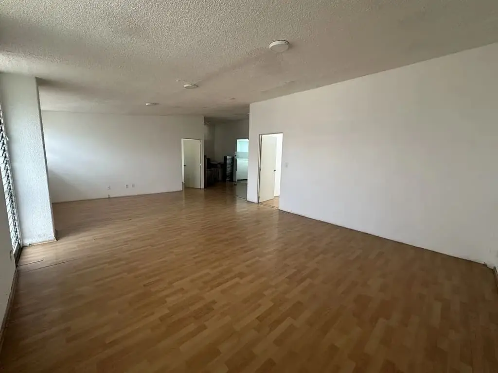 Edificio en venta en Nápoles — foto 4