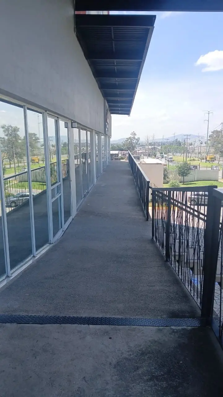 Locales comerciales en renta en Punto Horizonte — foto 2