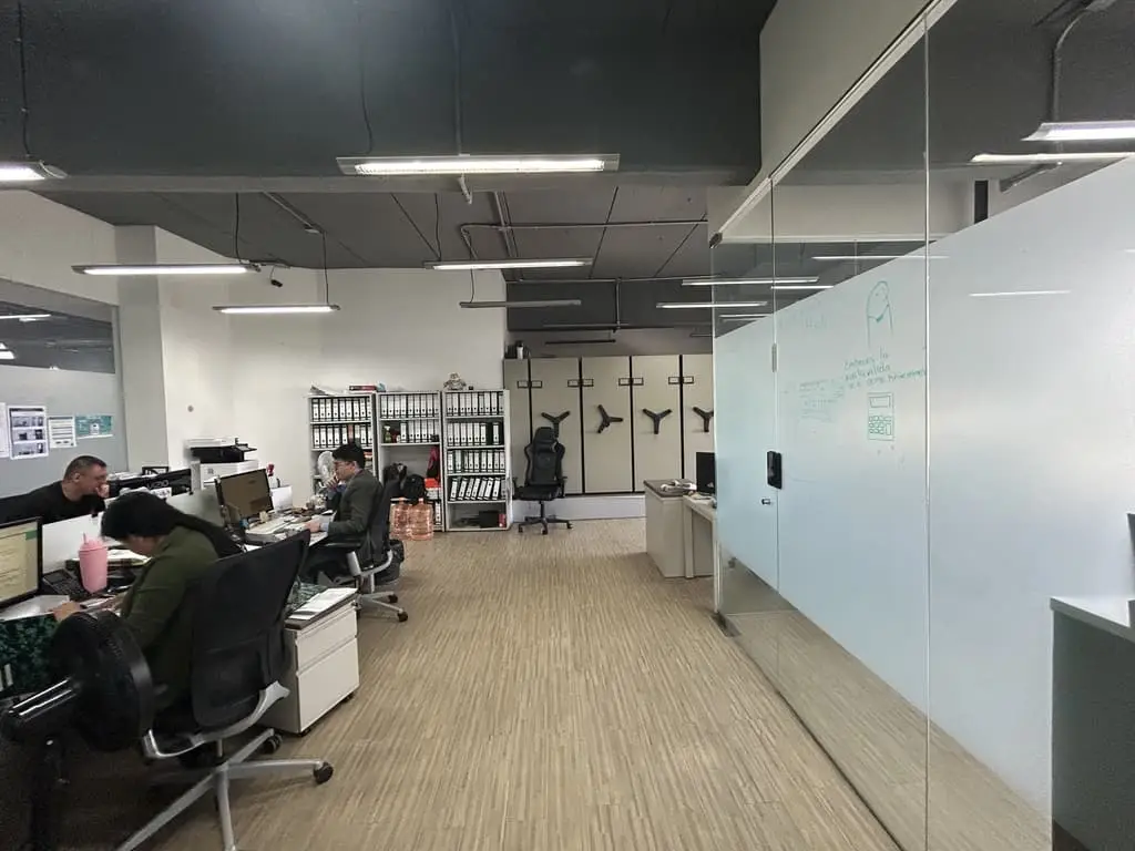 Renta Oficina Presas Salinillas — foto 3