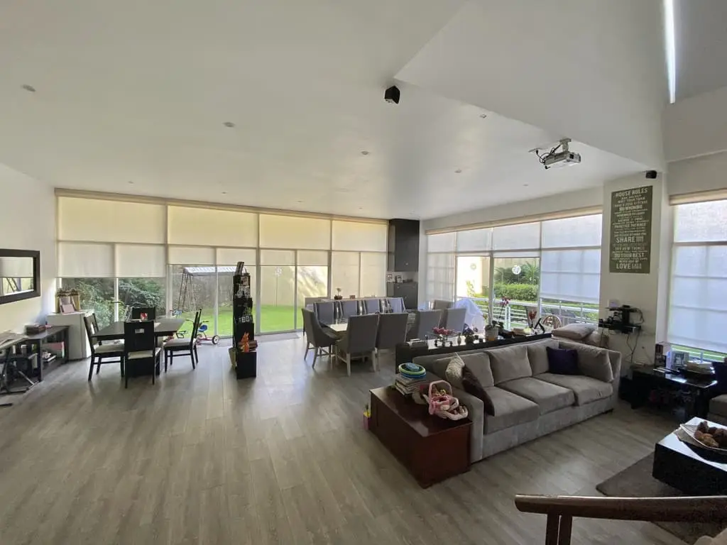 departamento a la venta con dos terrazas en Lomas del Rio (MC)