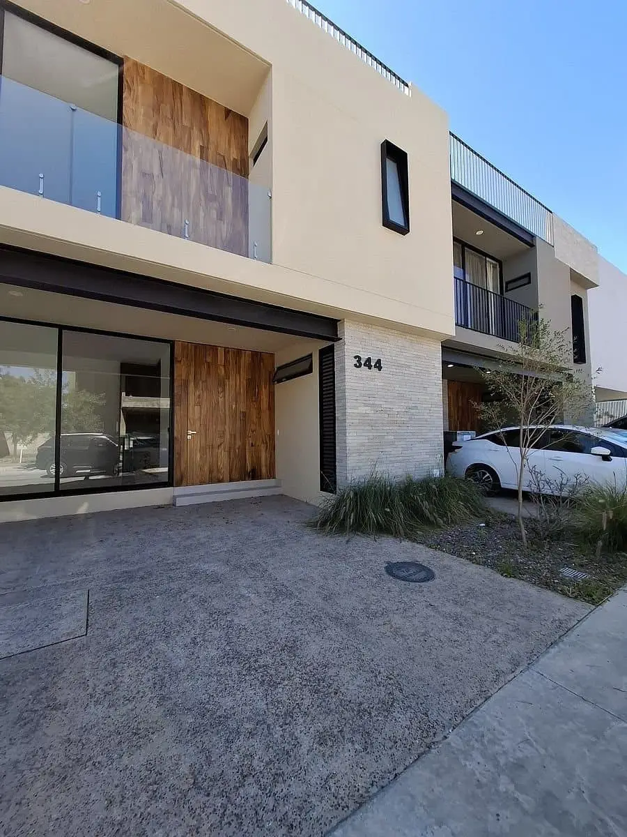 Preciosa Casa en Venta en Solares Coto Altanza, Visitala. — foto 5