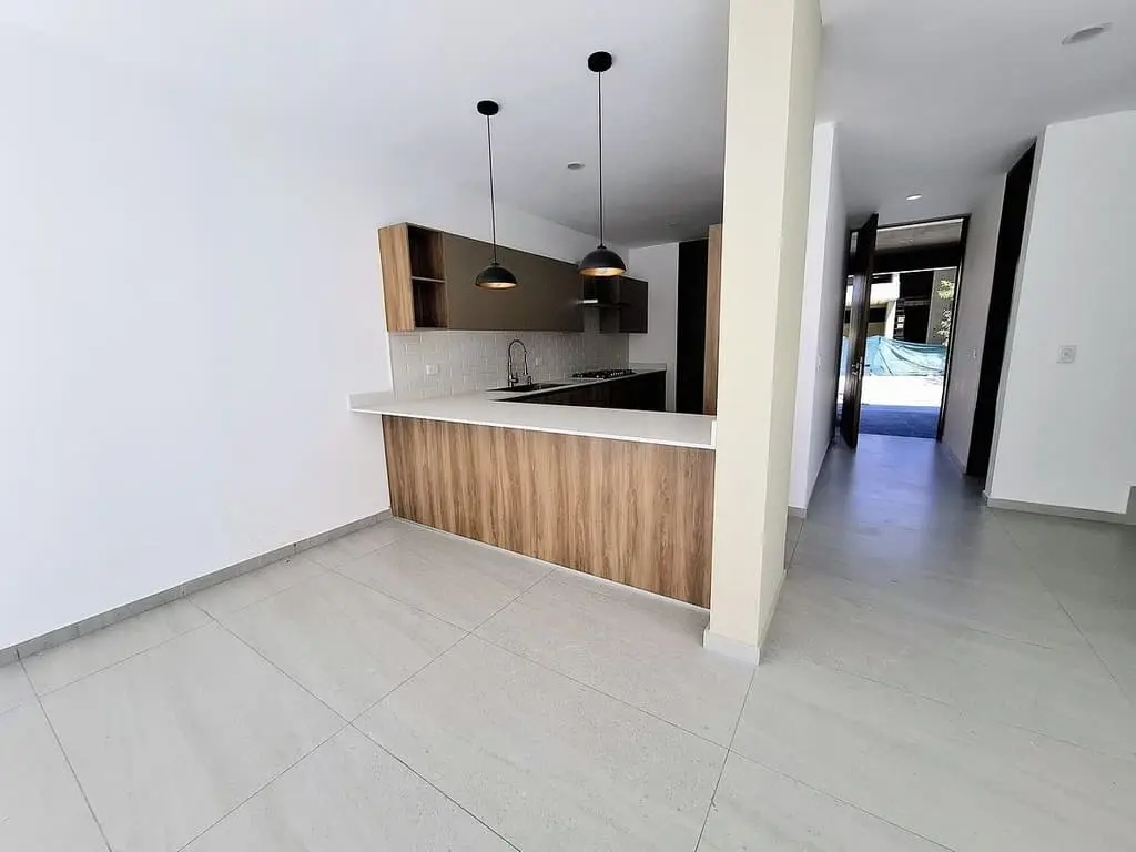Preciosa Casa en Venta en Solares Coto Altanza, Visitala. — foto 9