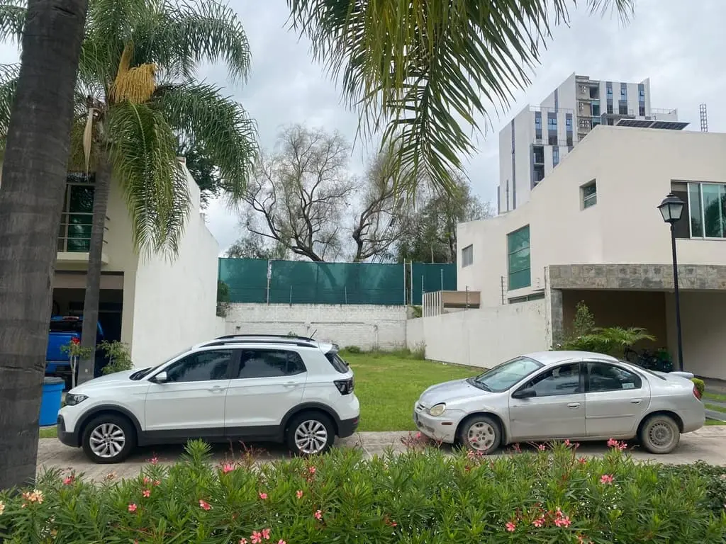 Se Vende Terreno en Fraccionamiento Sta. Catalina Zapopan, Jal.