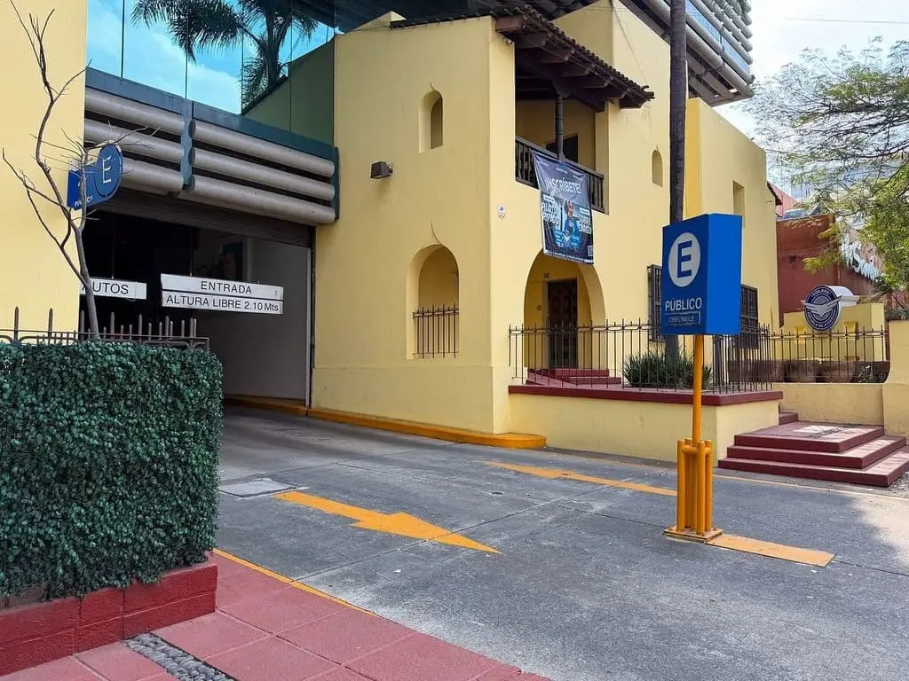 Oficina en Corporativo en Pedro Moreno — foto 2