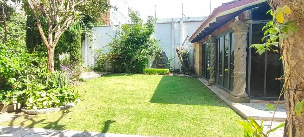 Casa en venta en Del Valle Sur