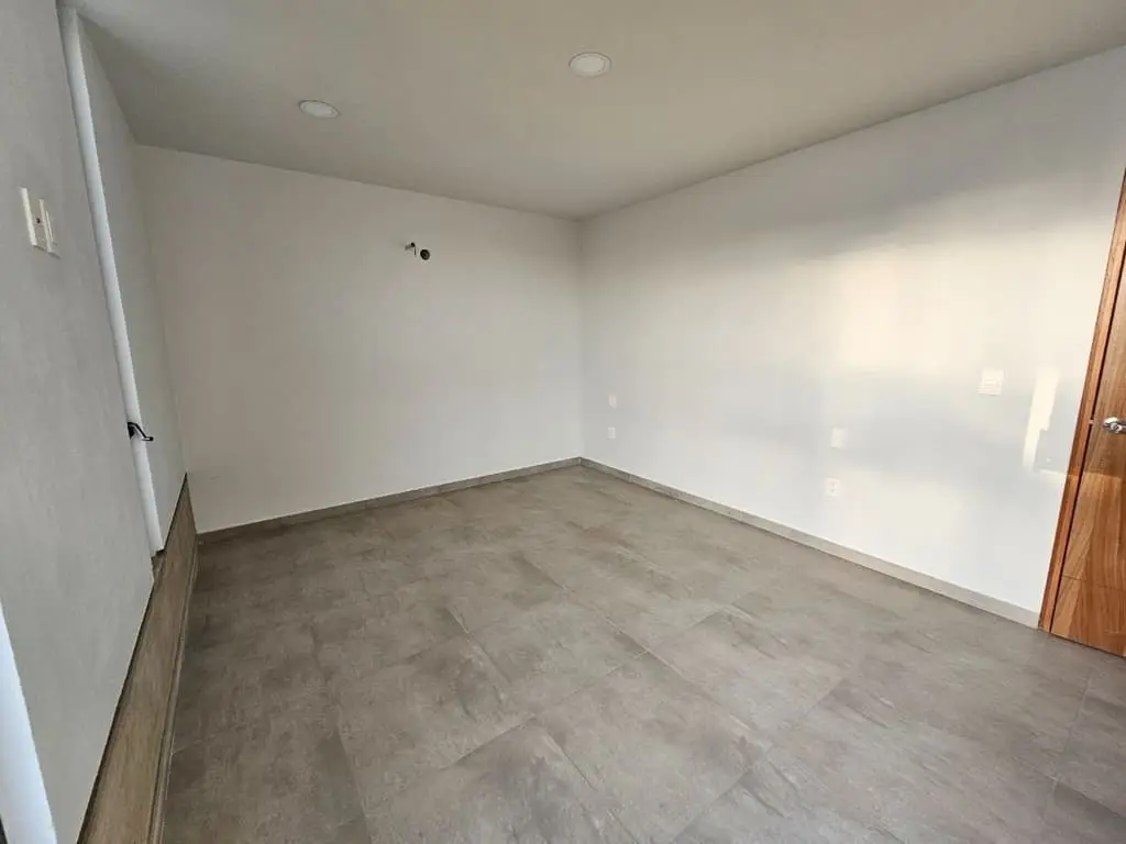 Casa en Venta en Capital Norte con Recámara en PB — foto 11