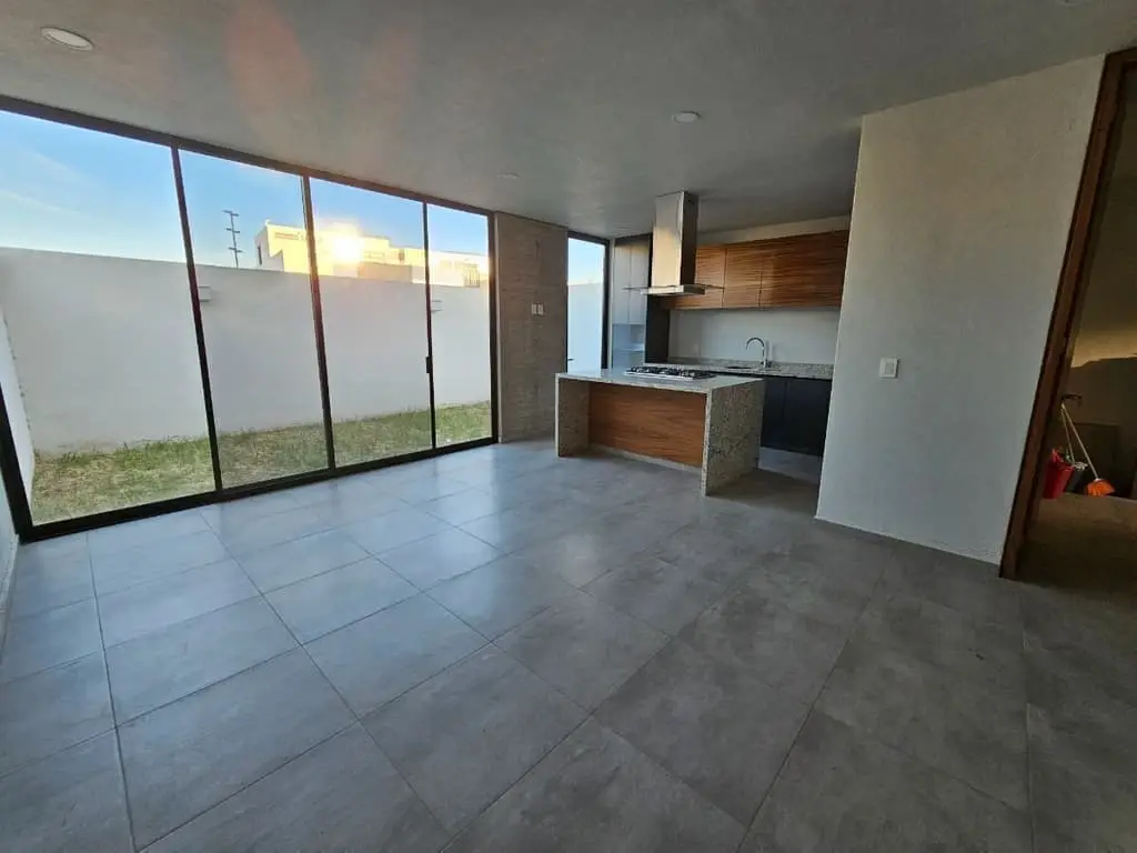 Casa en Venta en Capital Norte con Recámara en PB — foto 5