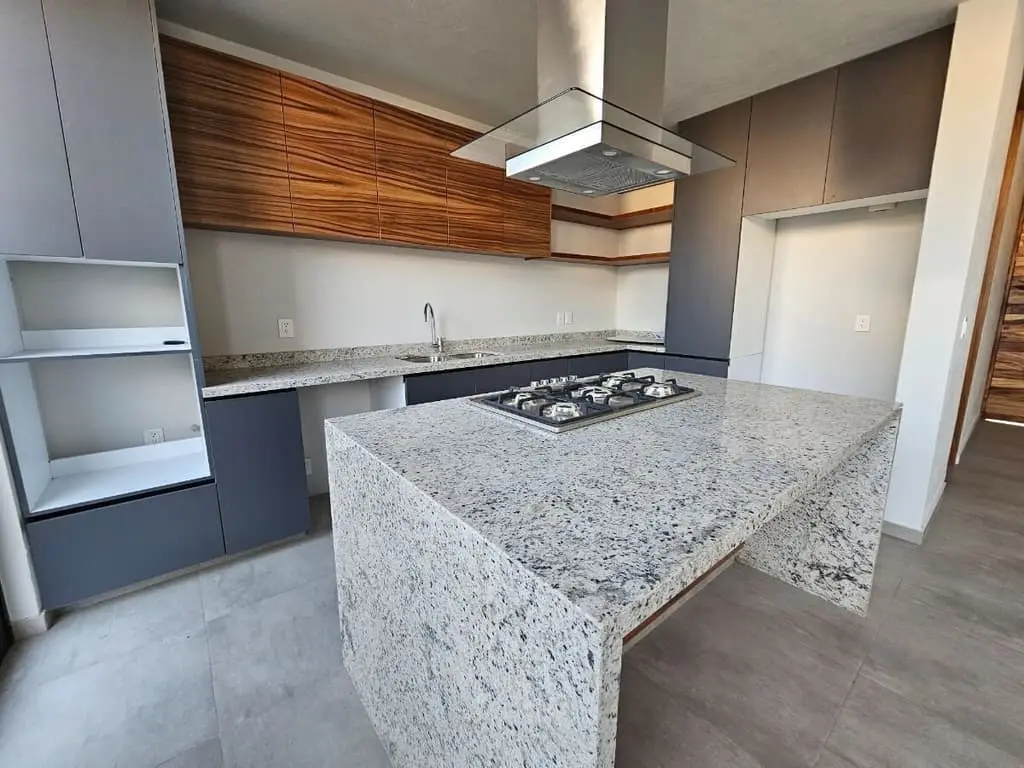 Casa en Venta en Capital Norte con Recámara en PB — foto 6