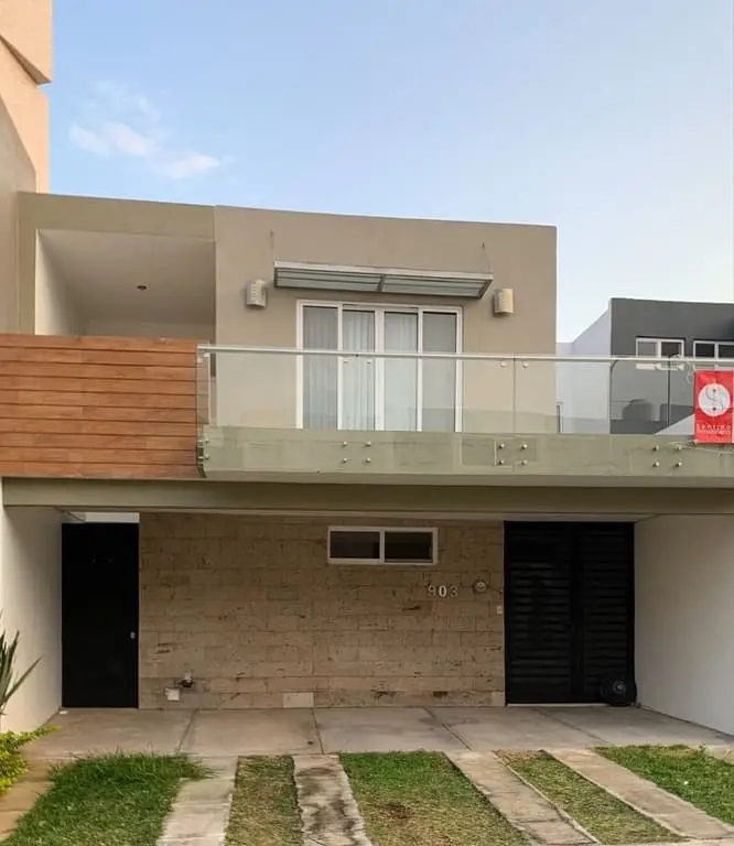 Casa en Fraccionamiento la Rioja