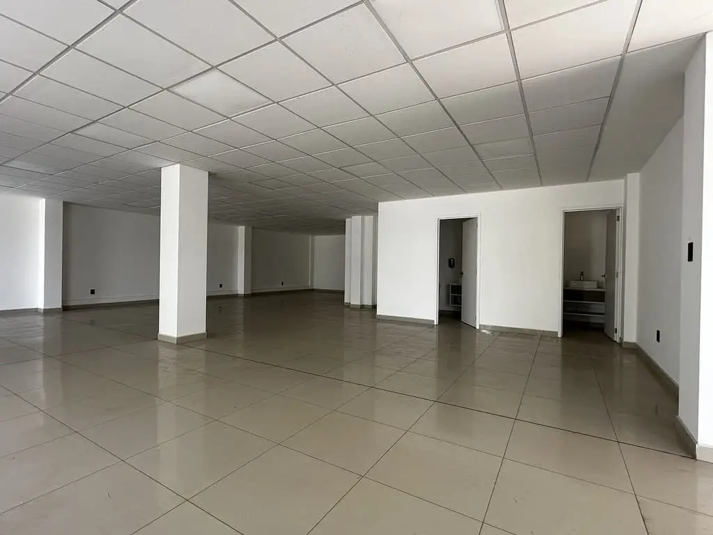 Oficina en renta Calz. del Federalismo y Libertad 2do Piso con Terraza — foto 2