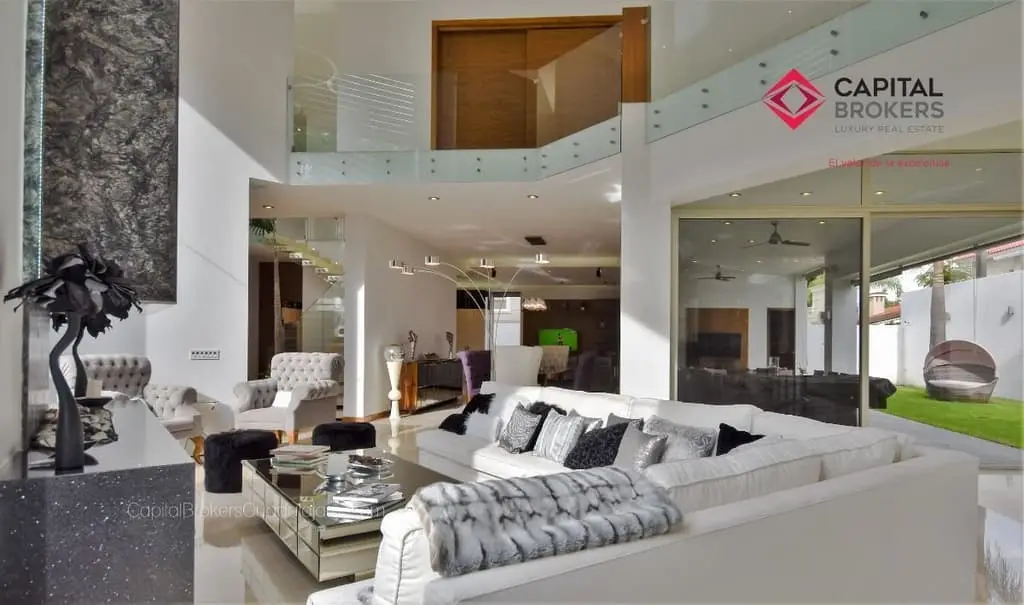 Casa en Venta en Puerta de Hierro Lujo Moderna — foto 3
