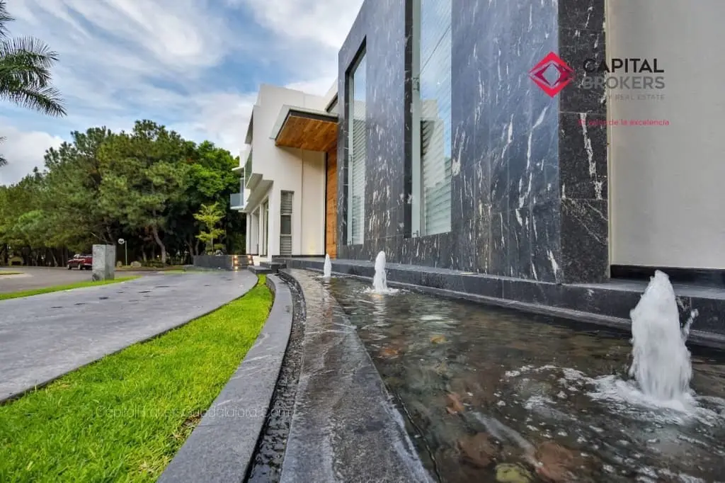 Casa en Venta en Puerta de Hierro Lujo Moderna — foto 4