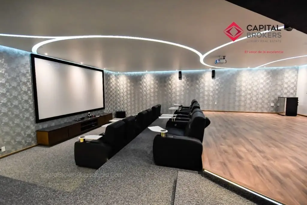 Casa en Venta en Puerta de Hierro Lujo Moderna — foto 9
